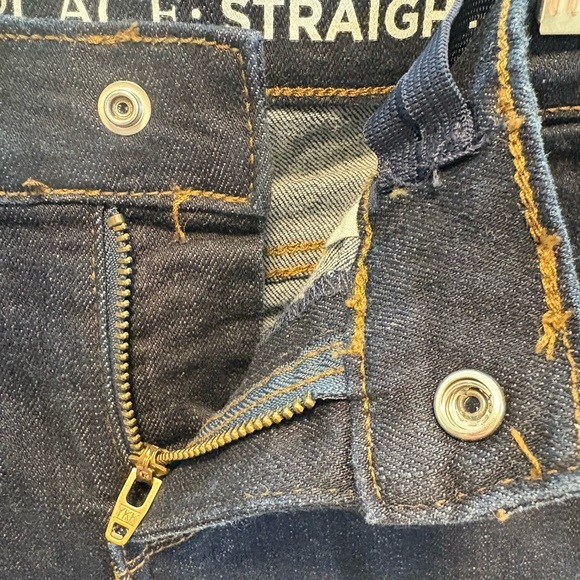 The Children’s Place Kids Adjustable Waist Tabs Stretch Denim Straight Jeans | 7 - Picture 3 of 6